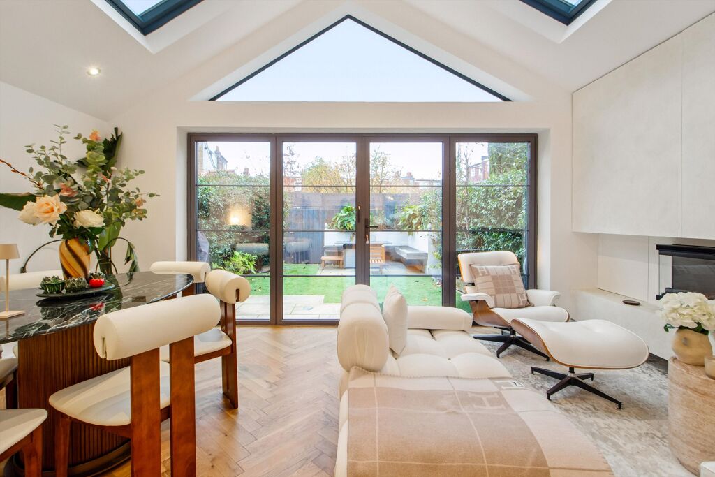 Image of Rusthall Avenue, London, W4