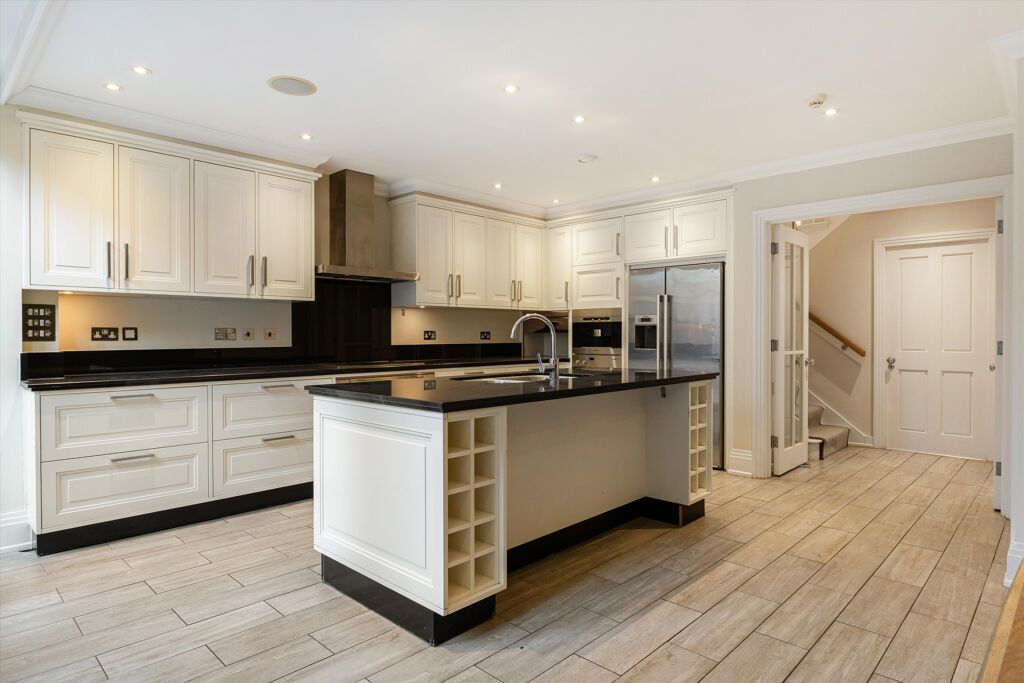 Image of Martineau Drive, Richmond, Twickenham, TW1