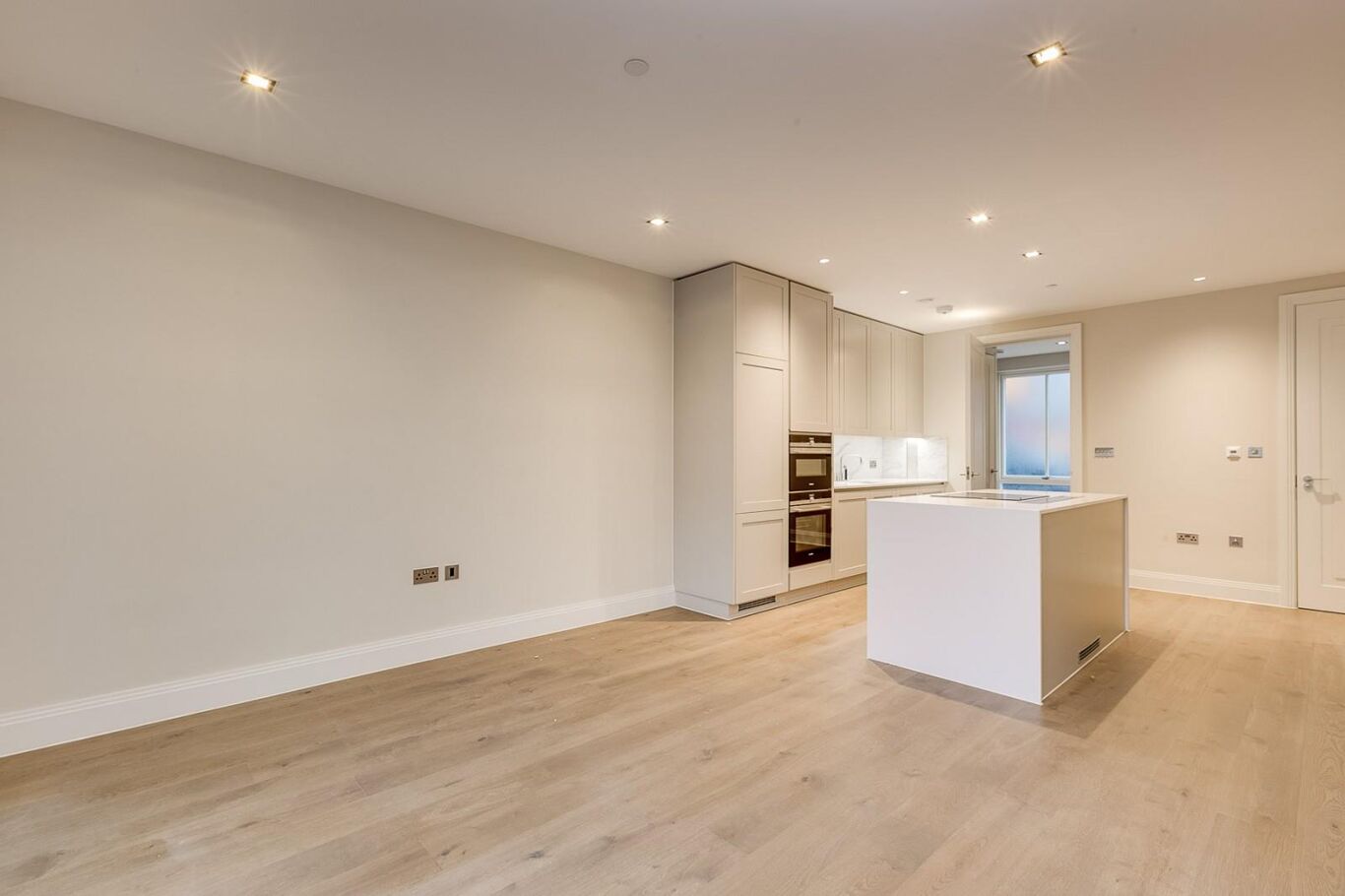 Image of Renaissance Square Apartments, Palladian Gardens, London, W4