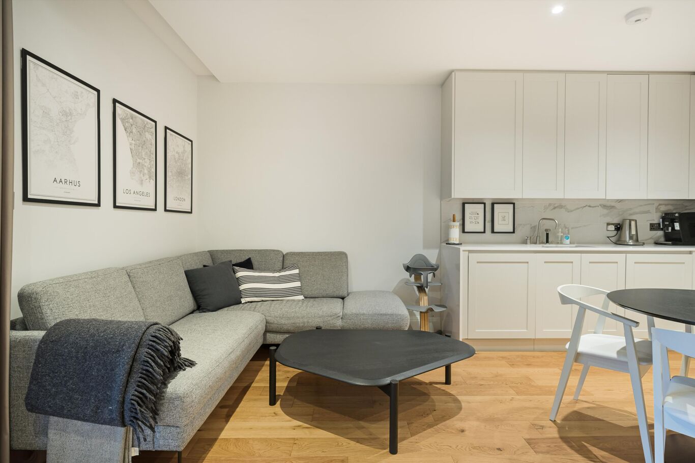 Image of Flat 63 Renaissance Square Apartments, Palladian Gardens, London W4