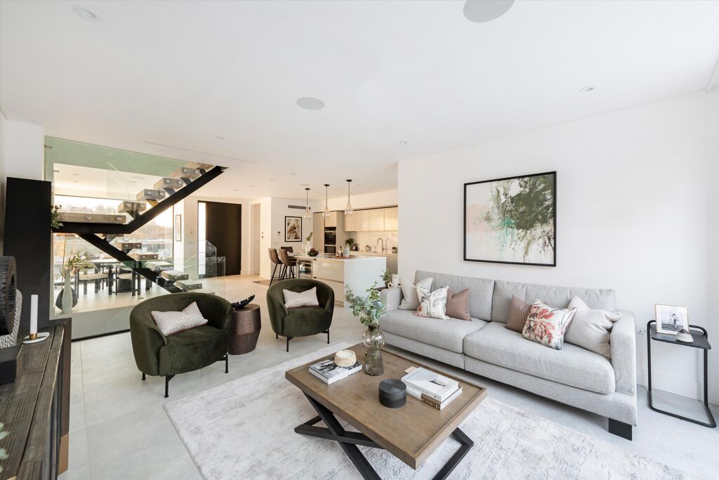 Image of Gulliver Place, London, N10