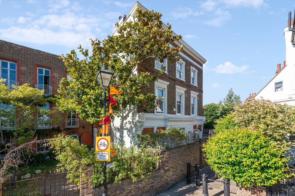 Image of Upper Mall, London W6