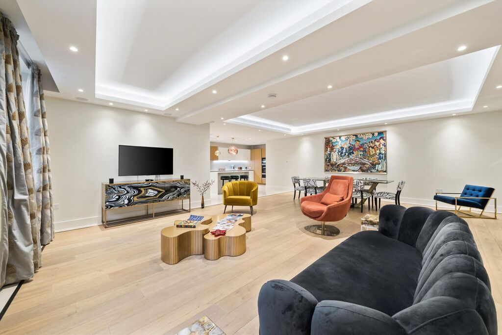 Image of Star and Garter House, Richmond Hill, Richmond TW10