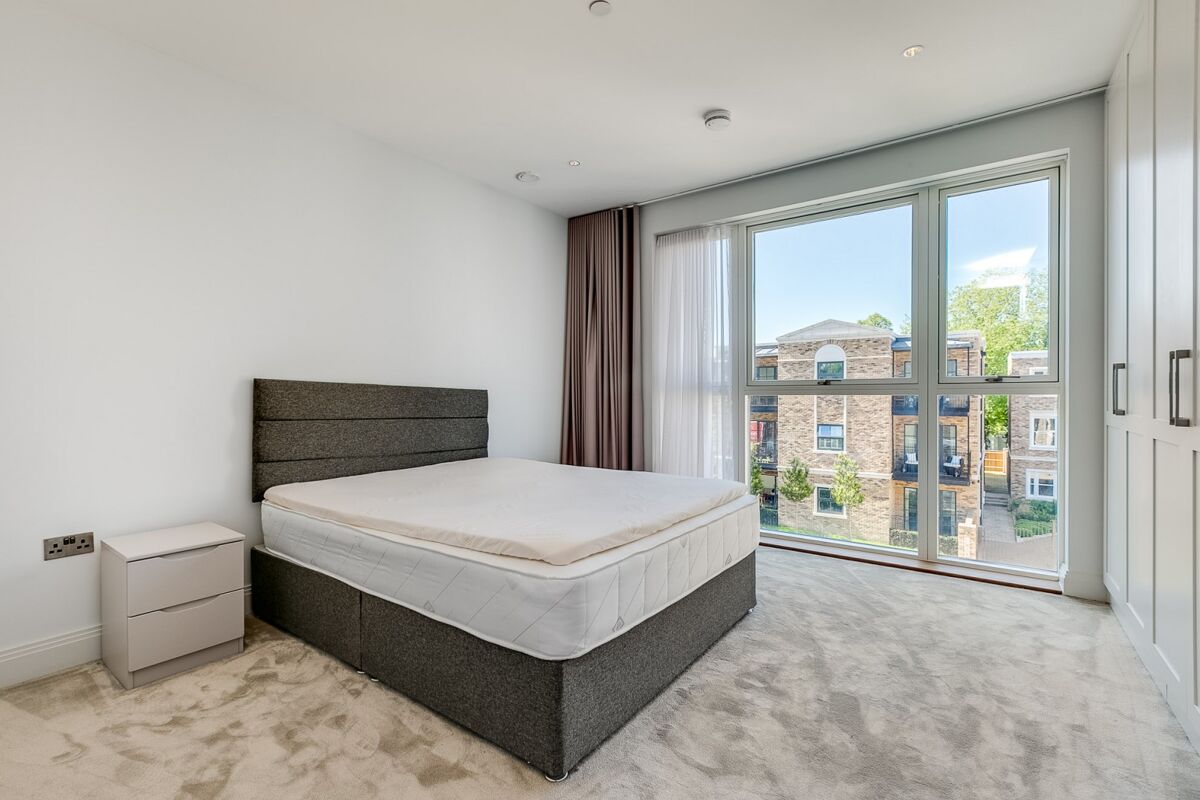flat to rent in Burlington Lane, Chiswick, London, W42T RMQ272582