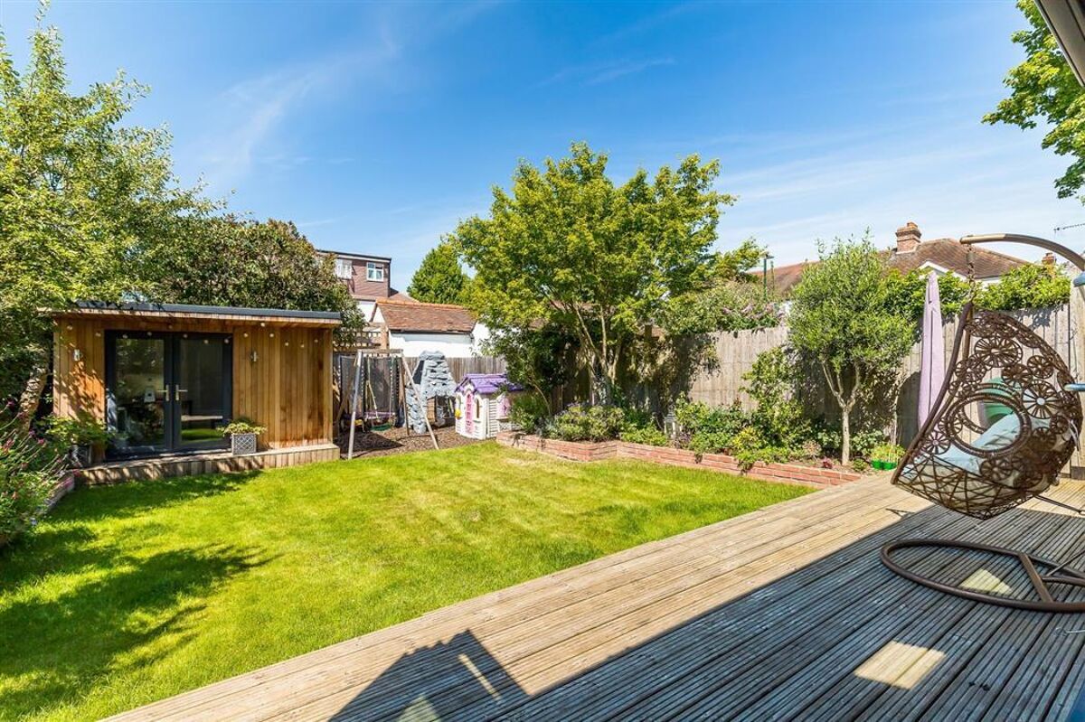 house to rent in Clydesdale Gardens, Richmond, Surrey, TW10 RMQ328635