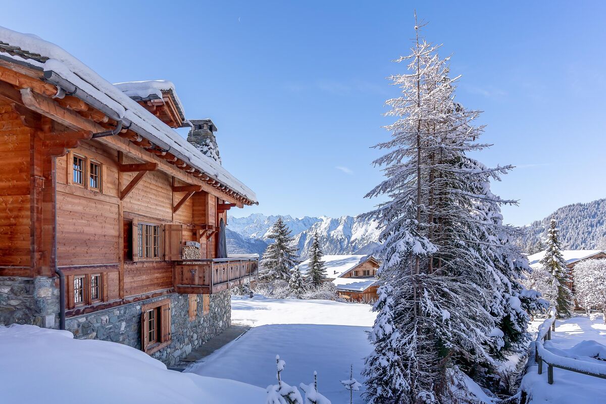 chalet for sale in Verbier, Valais RSI012004695 Knight Frank