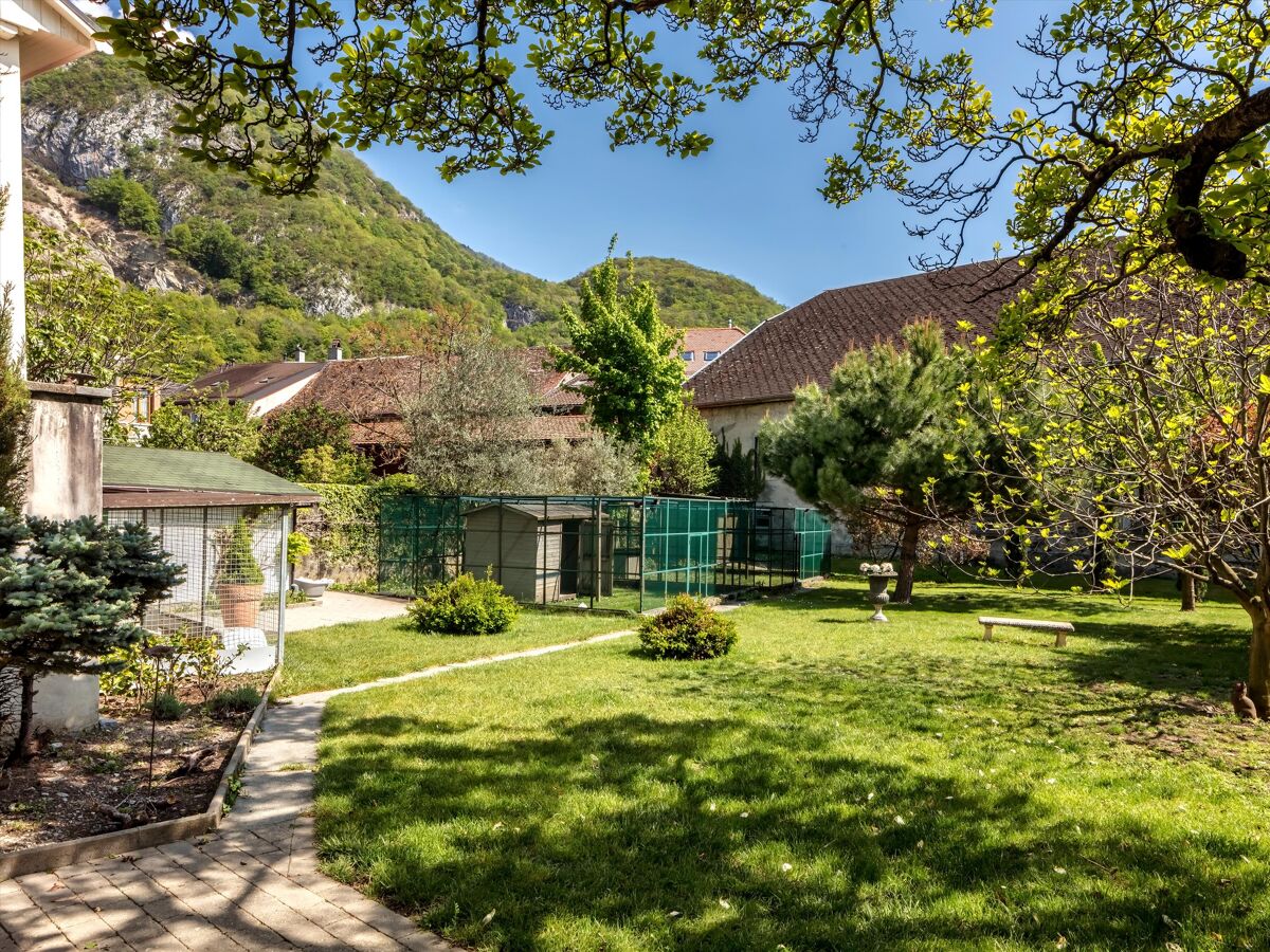 villa for sale in Roche, Vaud RSI012014278 Knight Frank