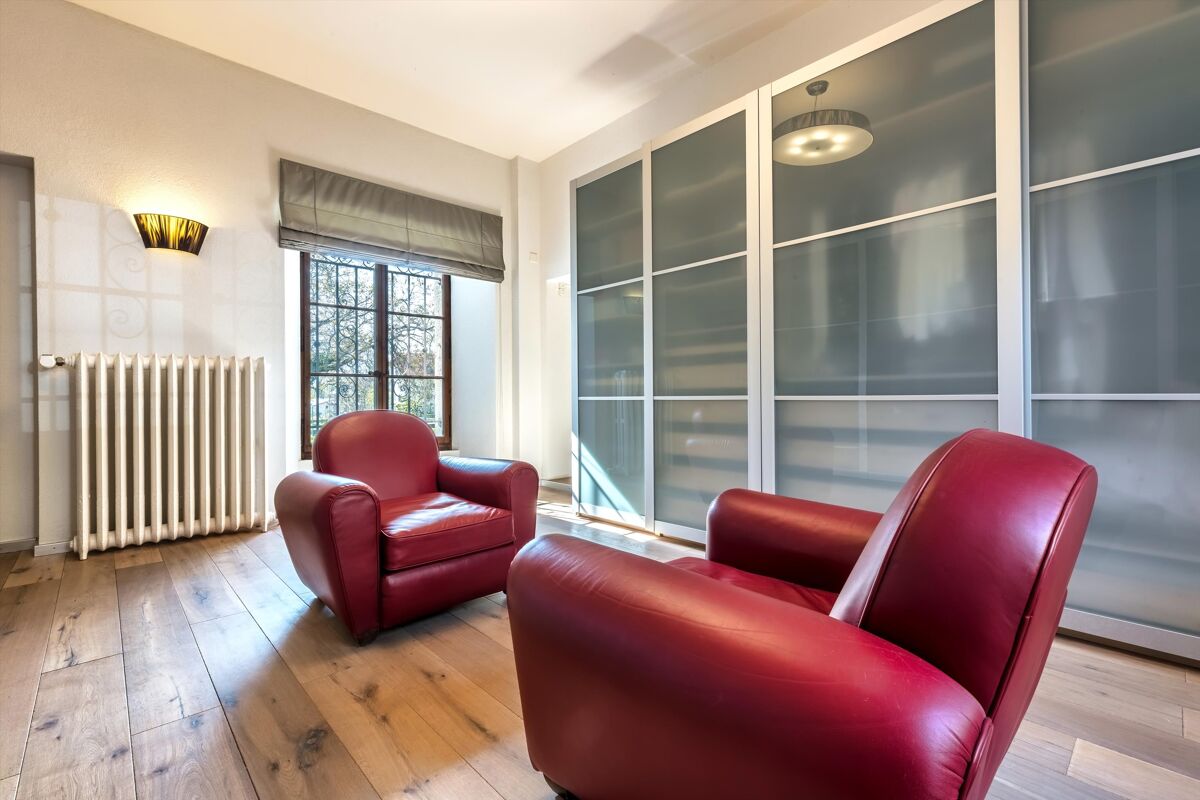 villa for sale in Roche, Vaud RSI012014278 Knight Frank