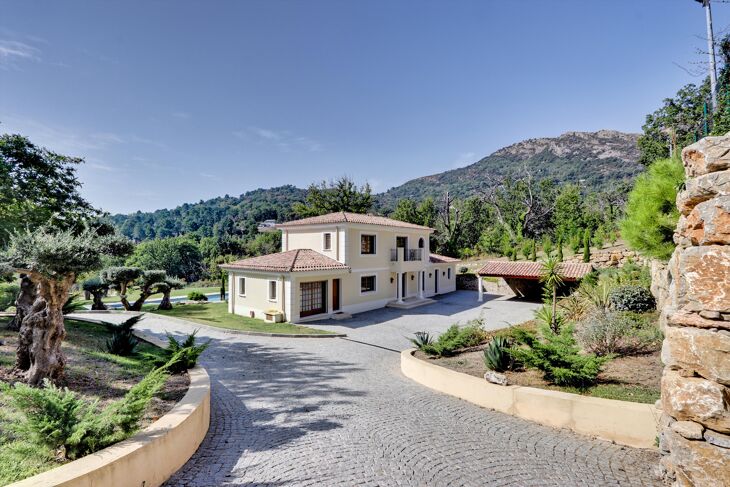 Picture of La Garde-Freinet, Var, Provence-Alpes-Côte d`Azur