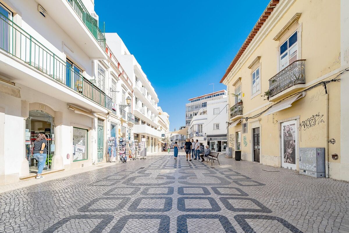 Mixed Use Property for sale in Faro, Algarve, Portugal RSI012092115