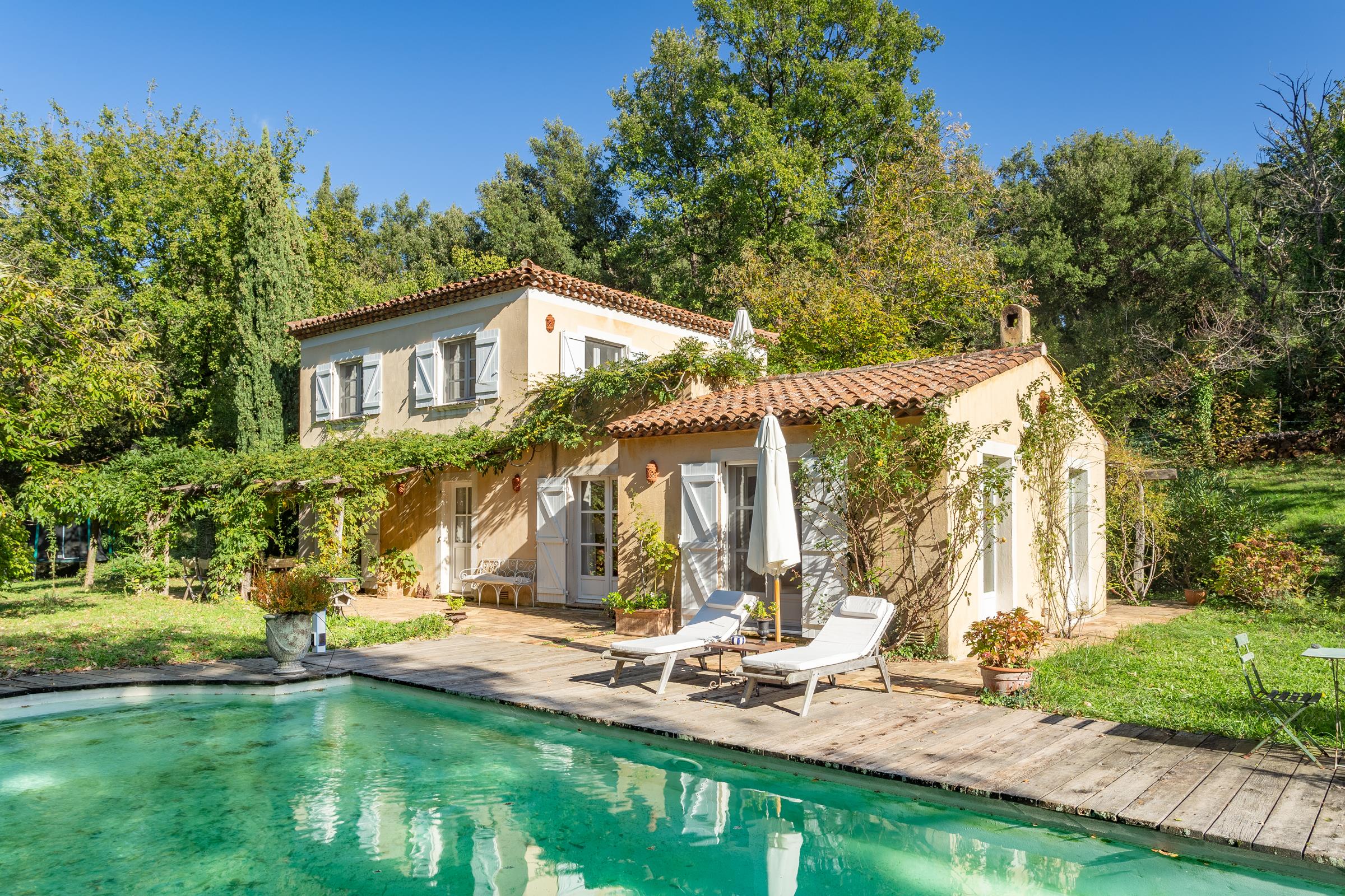 villa for sale in La Garde 83680 Var, Cote D'Azur, France