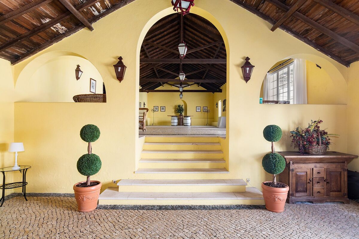 Farmhouse for sale in Belas, Lisbon RSI012190836 Knight Frank