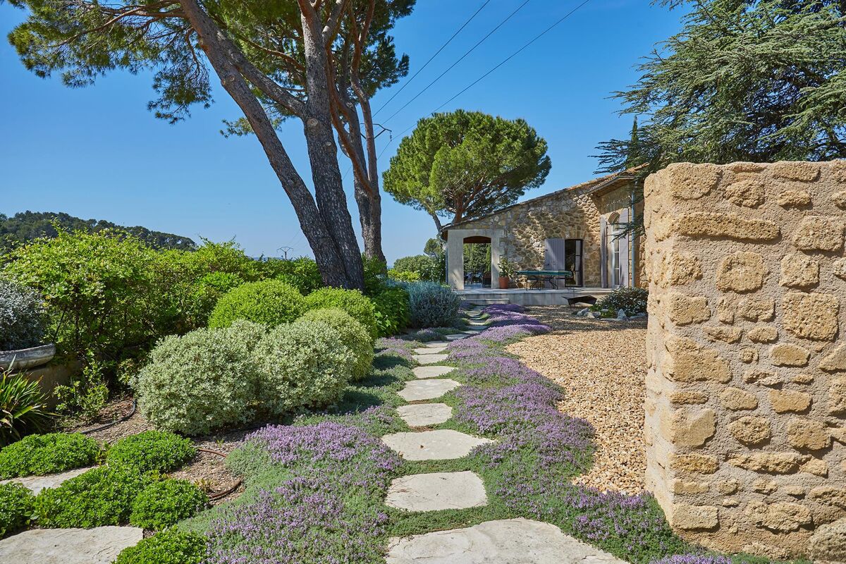 farmhouse for sale in 84160 Lourmarin, Vaucluse, ProvenceAlpesCôte d