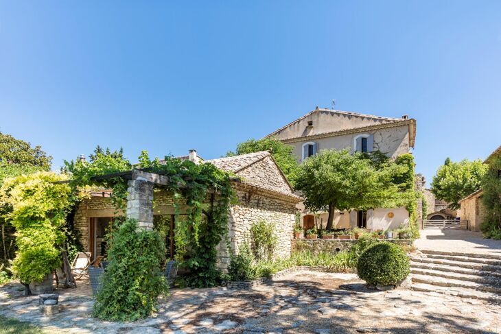 Picture of Gordes, Vaucluse, Provence-Alpes-Côte d’Azur