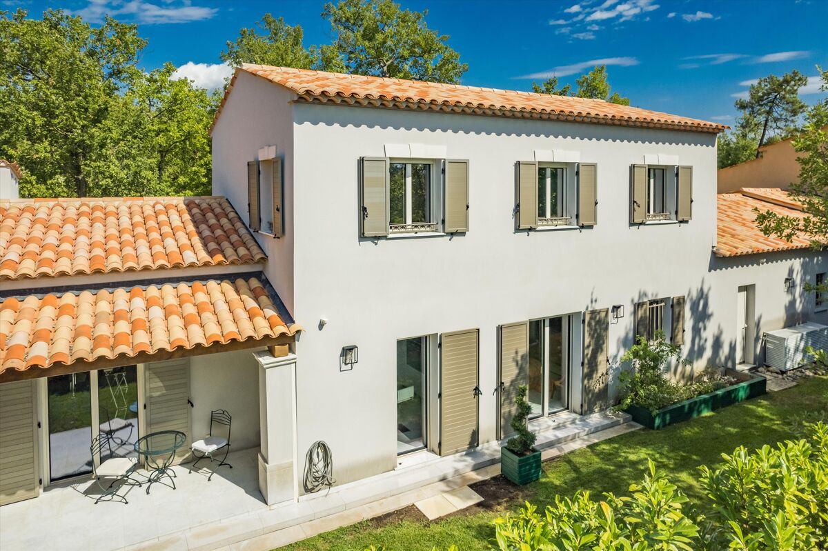 villa for sale in Tourrettes, Var, ProvenceAlpesCôte d'Azur