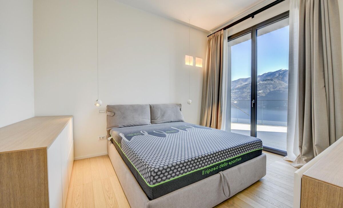 apartment for sale in Lake Como, Lombardy RSI012275457 Knight Frank