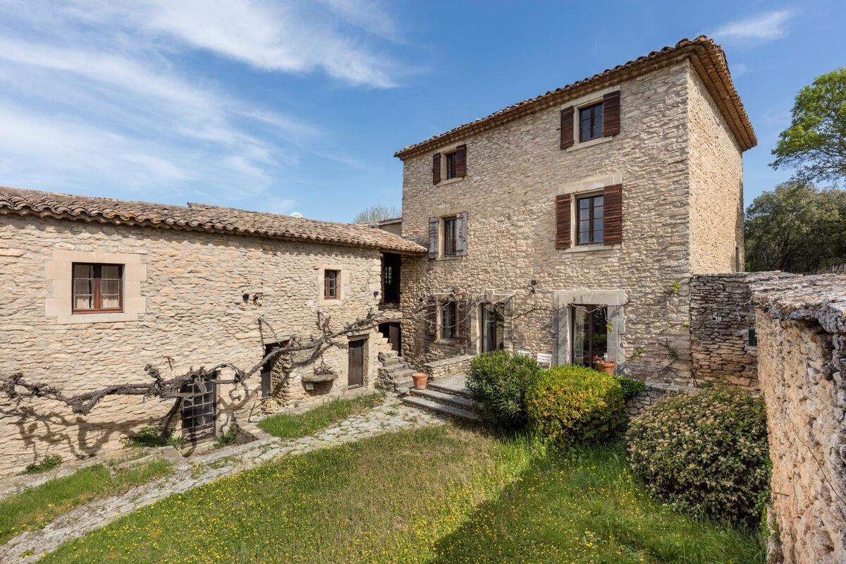 house for sale in Gordes, Vaucluse, ProvenceAlpesCôte d`Azur