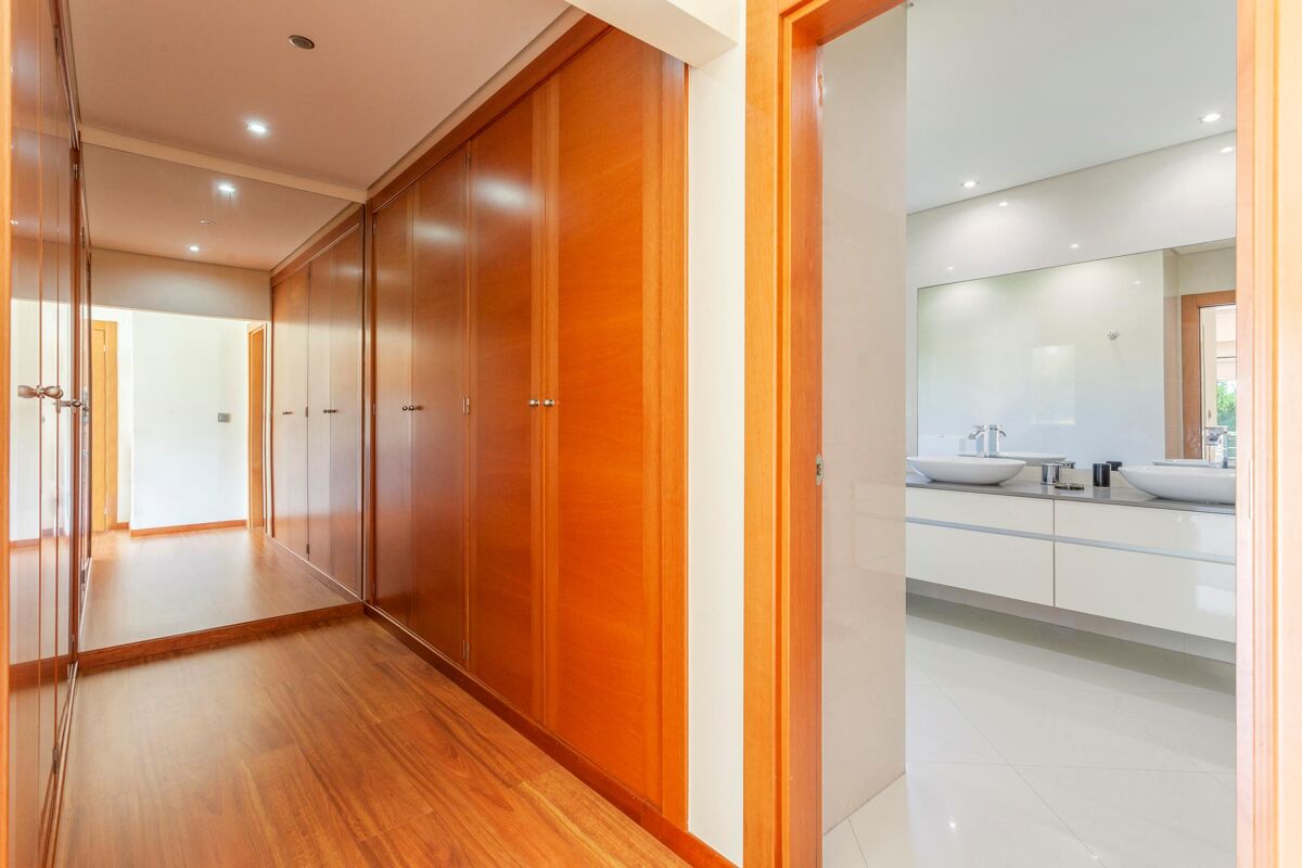 house for sale in Setúbal, Carvalhal RSI012278632 Knight Frank