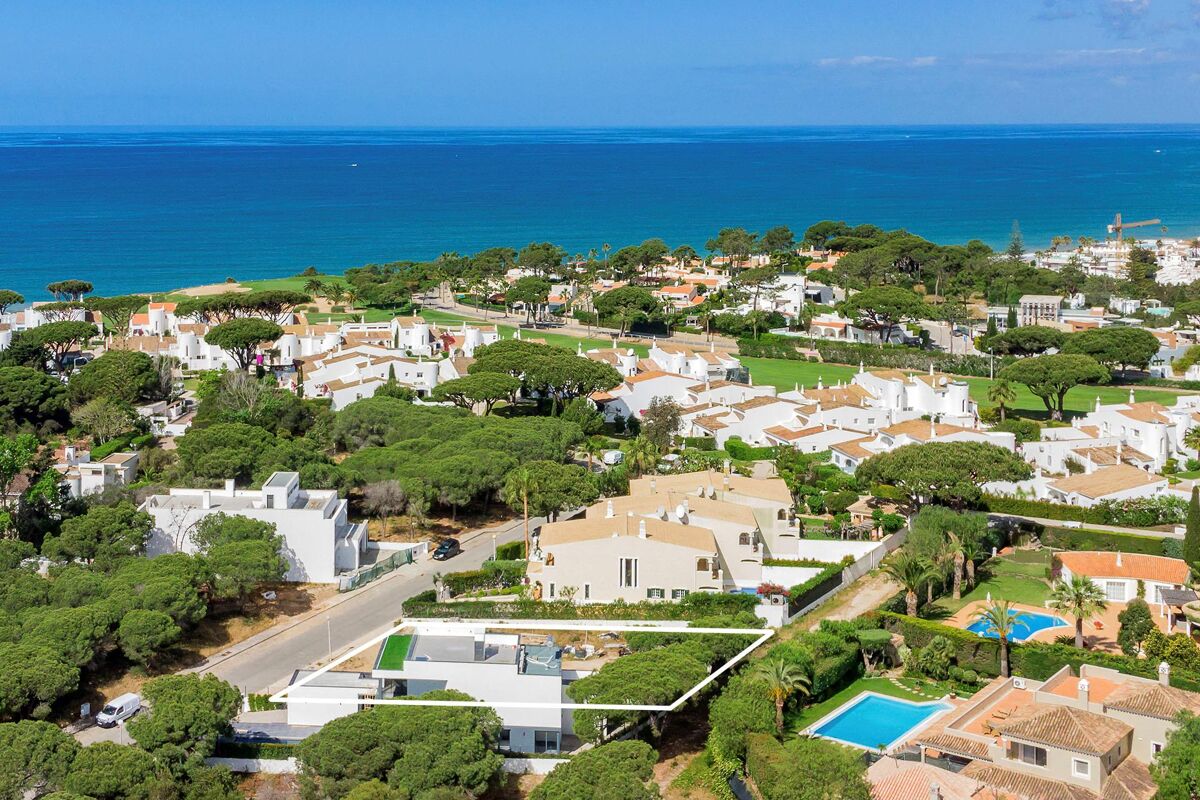 Land for sale in Encosta do Lobo, Vale do Lobo, Algarve RSI012285895