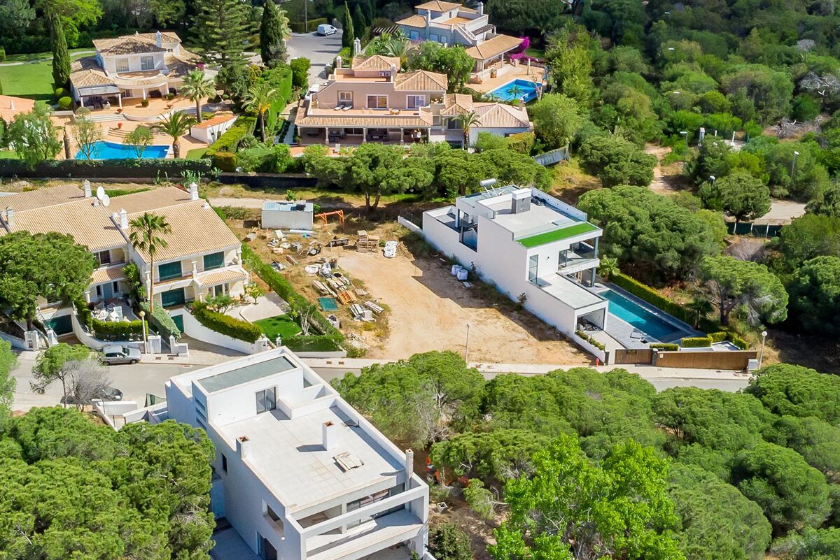 Land for sale in Encosta do Lobo, Vale do Lobo, Algarve RSI012285895