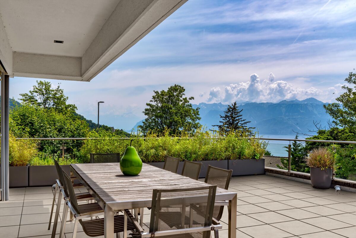 apartment for sale in Lutry, Vaud RSI012304791 Knight Frank