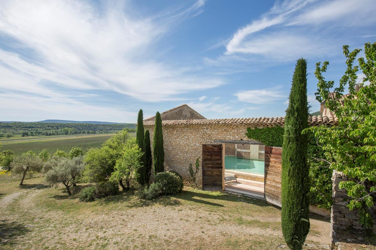 house for sale in Simiane La Rotonde, AlpesdeHauteProvence, Provence