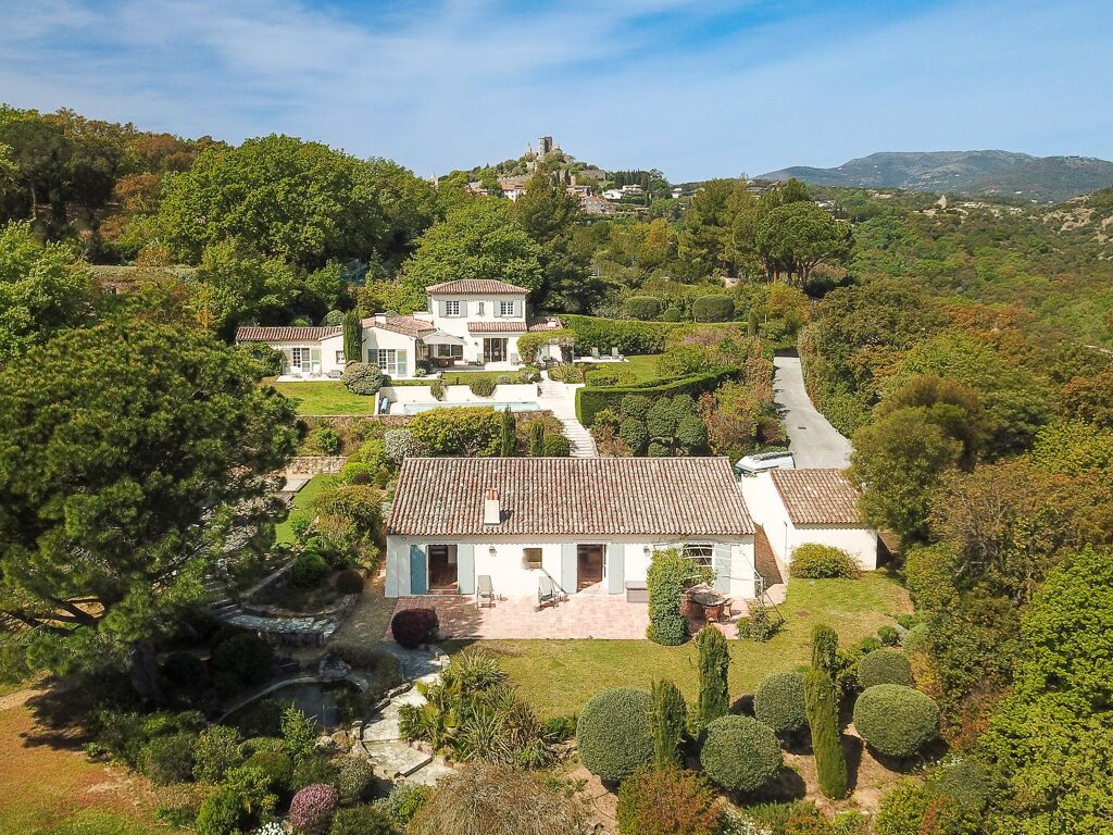 Image of Grimaud, Var, Provence-Alpes-Côte d'Azur