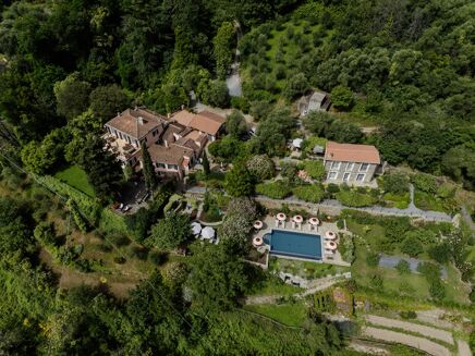 Picture of 7 bedroom villa for sale.