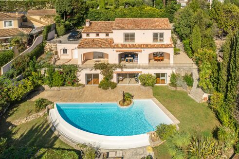 Picture of 4 bedroom house for sale.