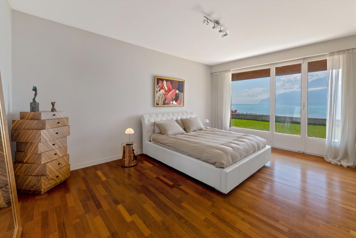 house for sale in Corseaux, Vaud RSI012338368 Knight Frank