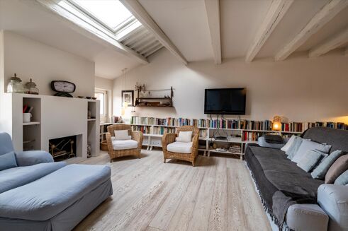 Picture of 2 bedroom penthouse for sale.