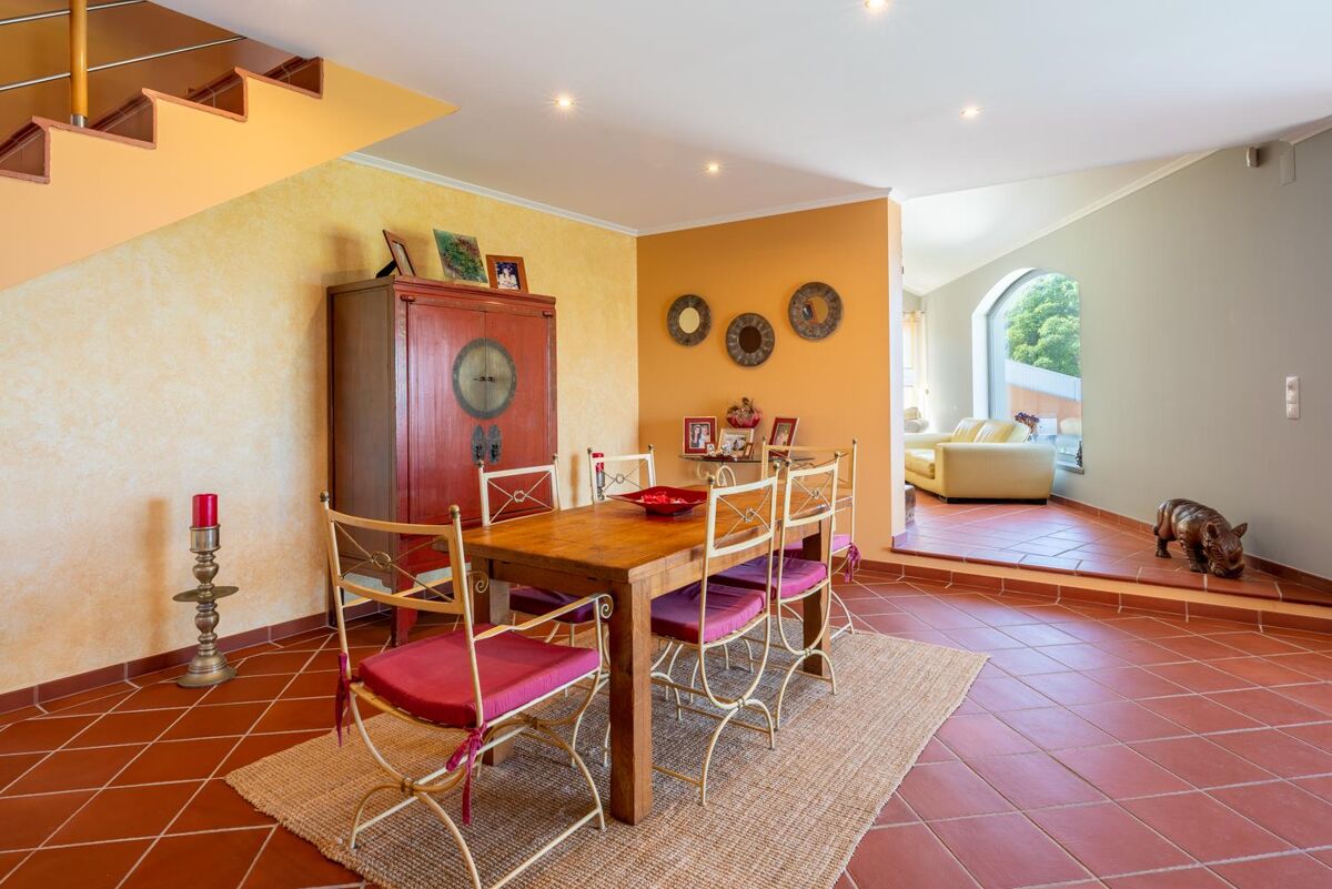 house for sale in Colares, Lisbon RSI012373685 Knight Frank