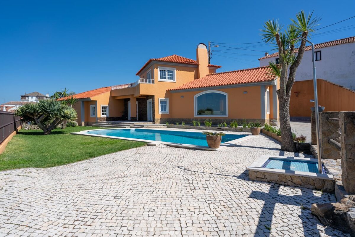 house for sale in Colares, Lisbon RSI012373685 Knight Frank