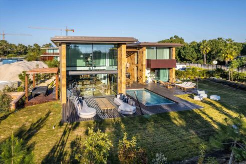 Picture of 3 bedroom villa for sale.