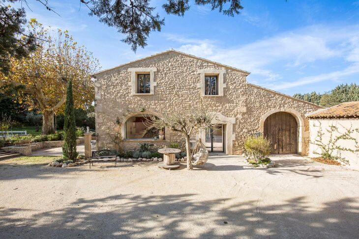 Picture of Eygalieres, Bouches-Du-Rhône, Provence-Alpes-Côte d`Azur