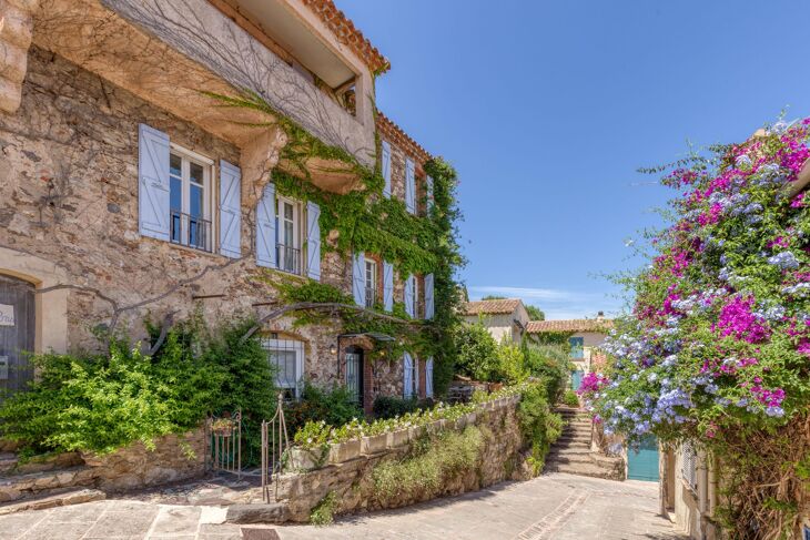 Picture of Grimaud, Var, Provence-Alpes-Côte d`Azur