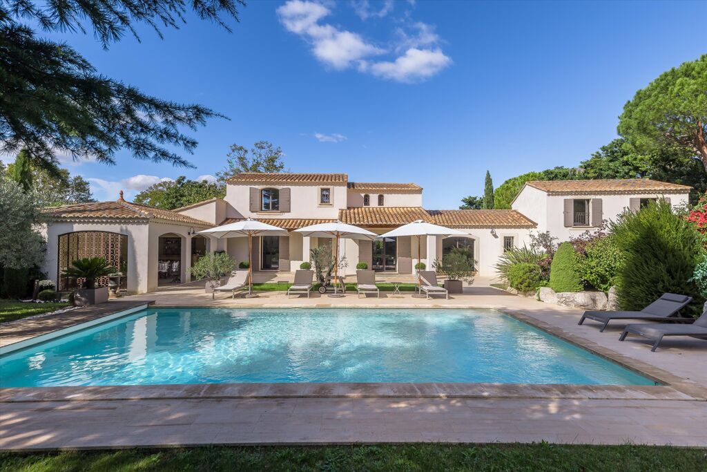 Image of Lagnes, Vaucluse, Provence-Alpes-Côte d'Azur