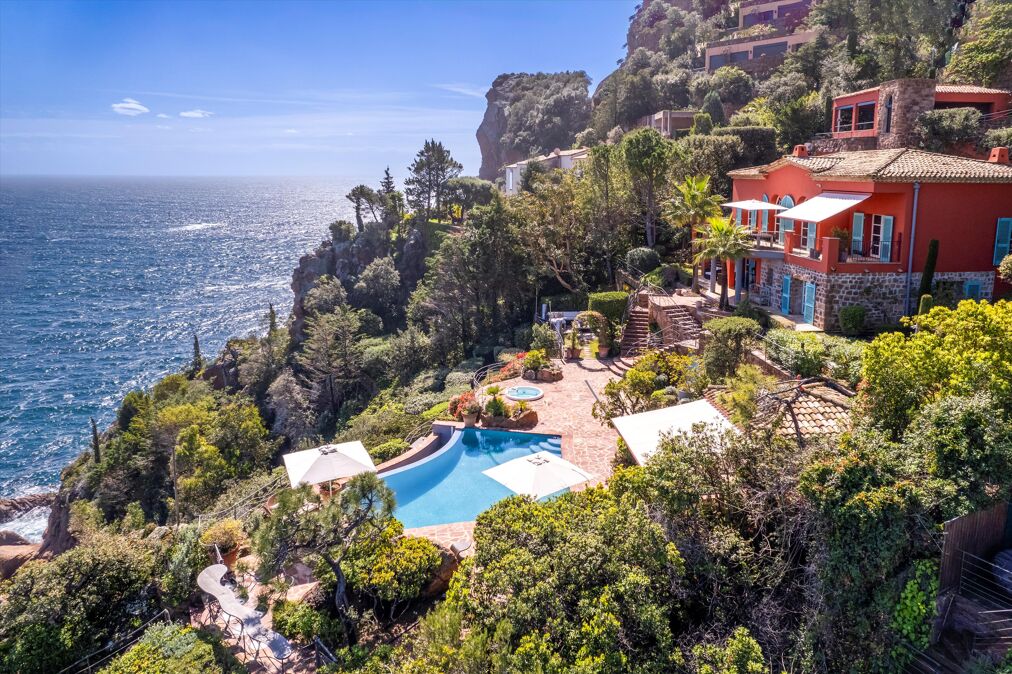 Image of Théoule-sur-Mer, Alpes Maritimes, Provence-Alpes-Côte d`Azur