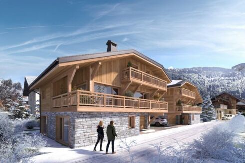 Picture of 5 bedroom chalet for sale.