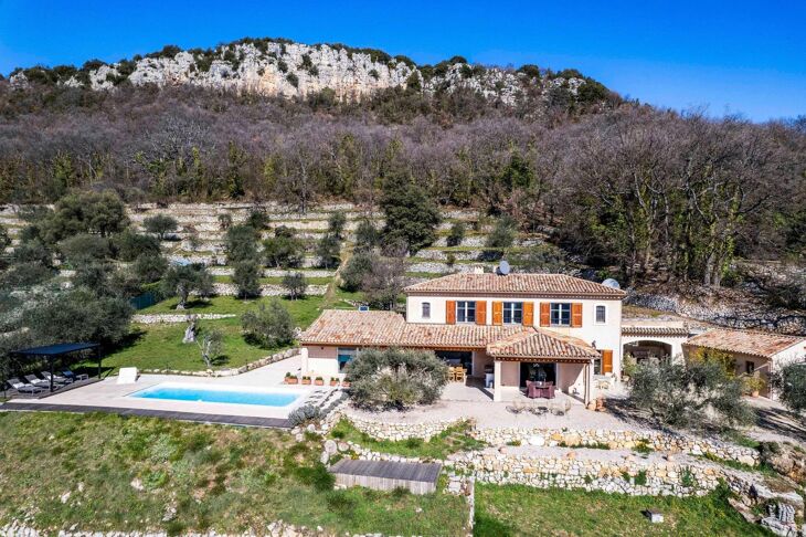 Picture of Châteauneuf-Grasse, Alpes-Maritimes, Provence-Alpes-Côte d'Azur