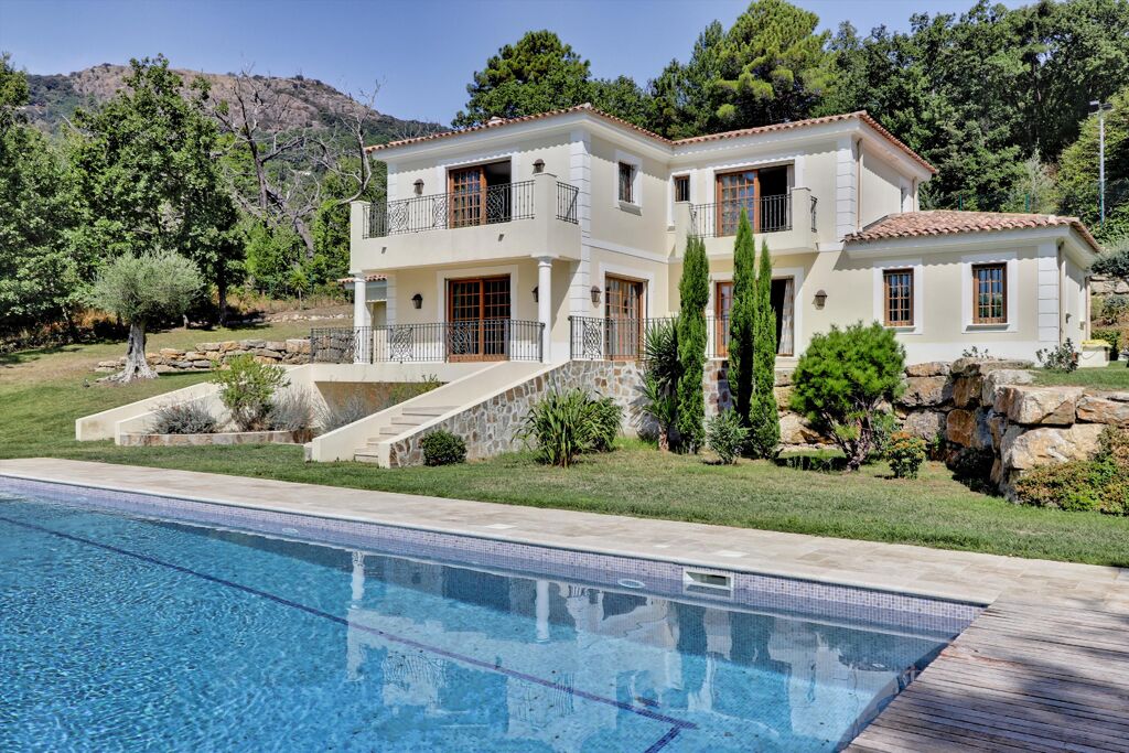 Image of La Garde-Freinet, Var, Provence-Alpes-Côte d'Azur