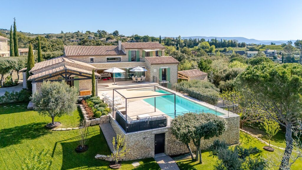 Image of Gordes, Vaucluse, Provence-Alpes-Côte d'Azur