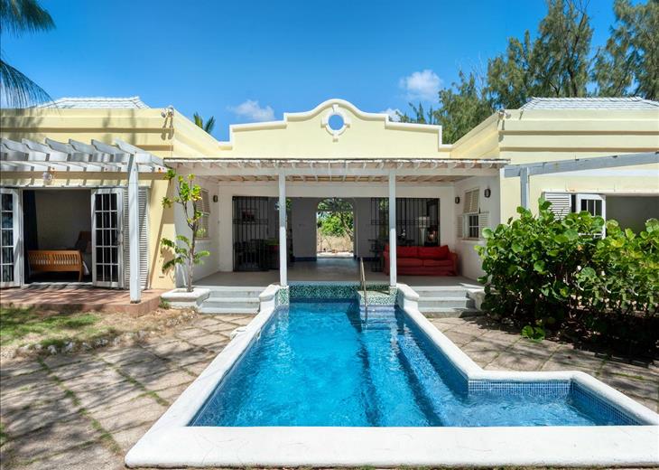 Picture of 3 bedroom villa for sale.