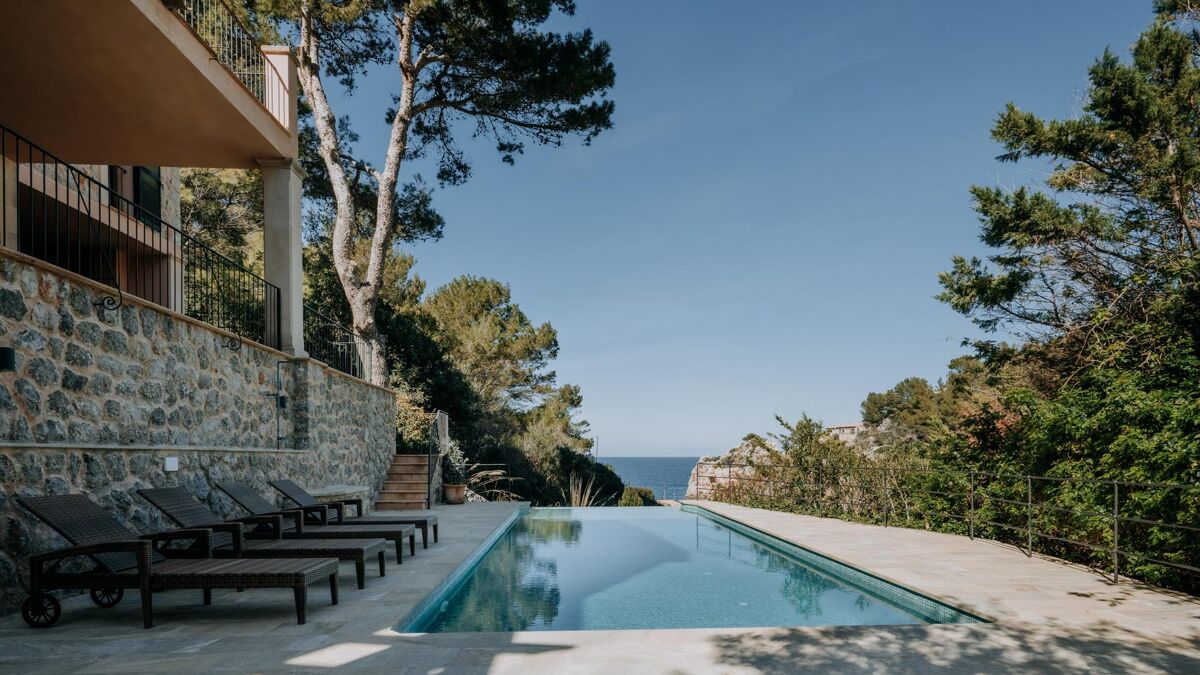 Deià: Renovated Stone Villa Above Cala Deià Cove — 2
