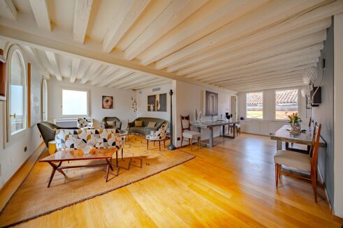 Picture of 3 bedroom penthouse for sale.