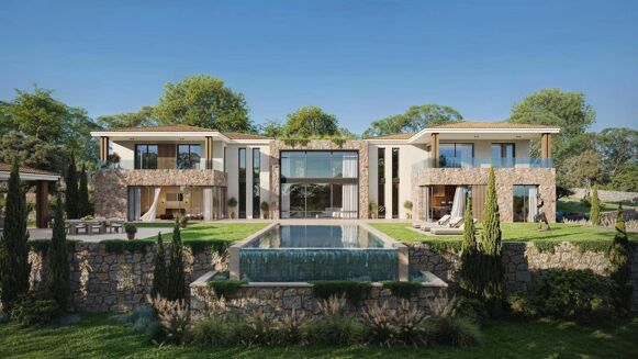 Picture of 6 bedroom villa for sale.