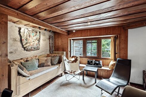 Picture of 3 bedroom house for sale.