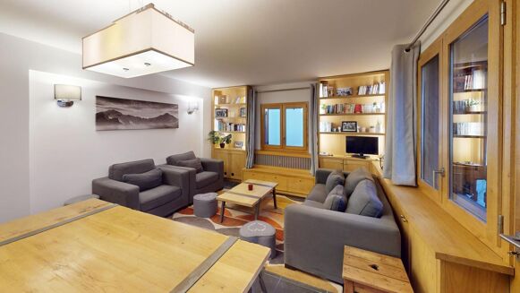 Picture of 3 bedroom apartment for sale.
