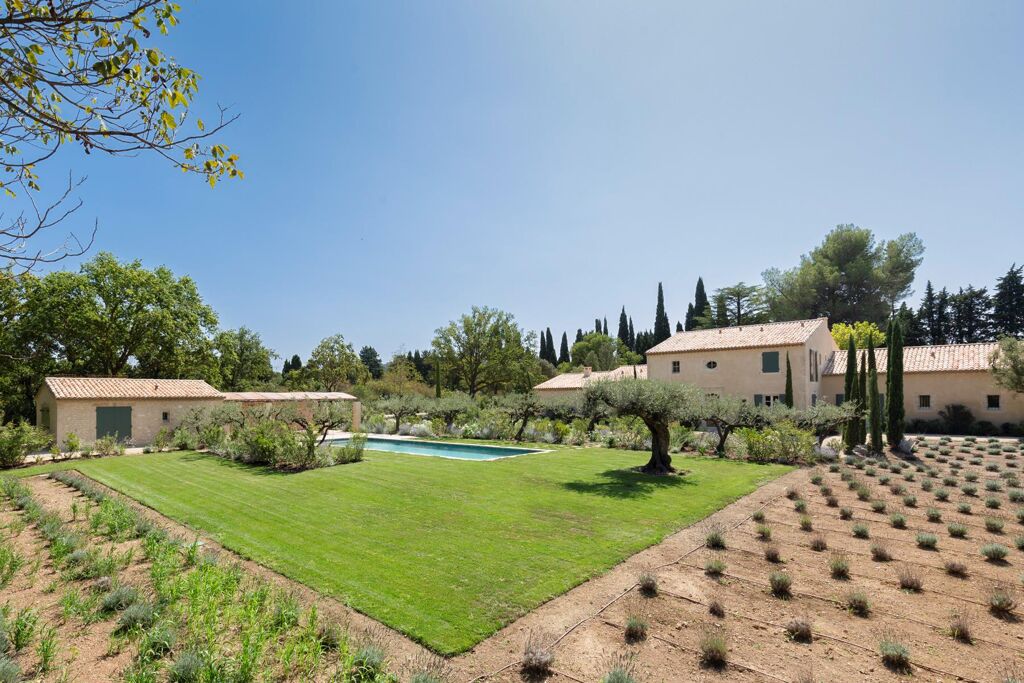 Image of Eygalières, Bouches-du-Rhône, Provence-Alpes-Côte d'Azur