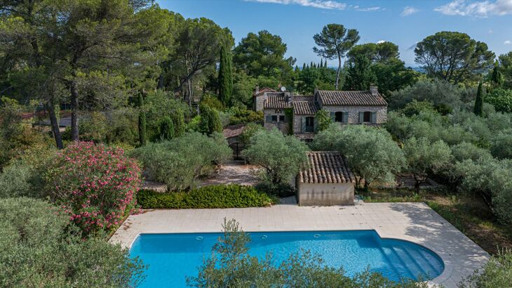 Picture of Saint-Rémy-de-Provence, Bouches-du-Rhône, Provence-Alpes-Côte d'Azur
